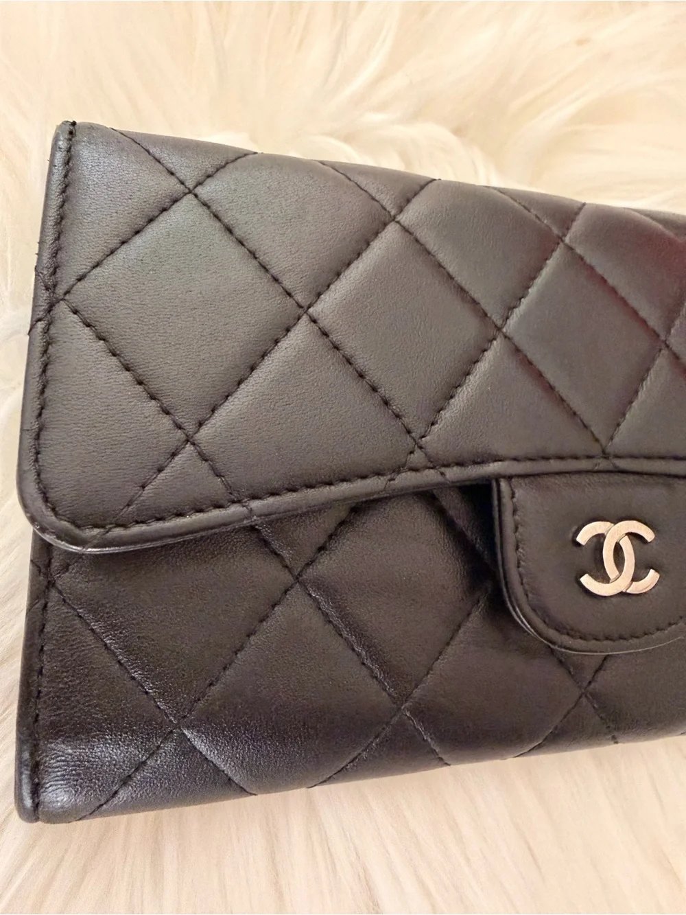 Authentic CHANEL Black Quilted Leather Lambskin Wallet - Excellent Condition